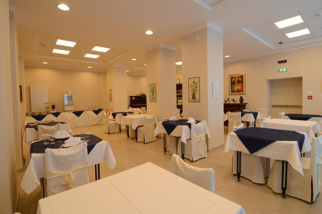 לינה וארוחת בוקר ל'אקווילה Casa Ospitalita San Giuseppe מראה חיצוני תמונה